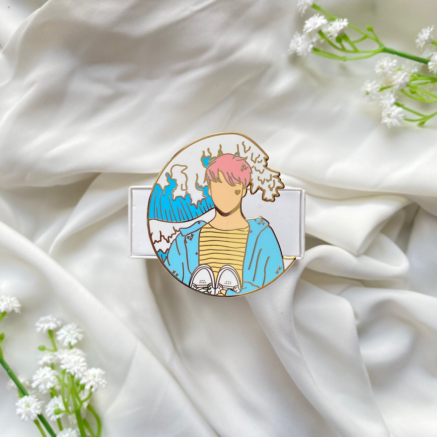 JIMIN YOU NEVER WALK ALONE PIN