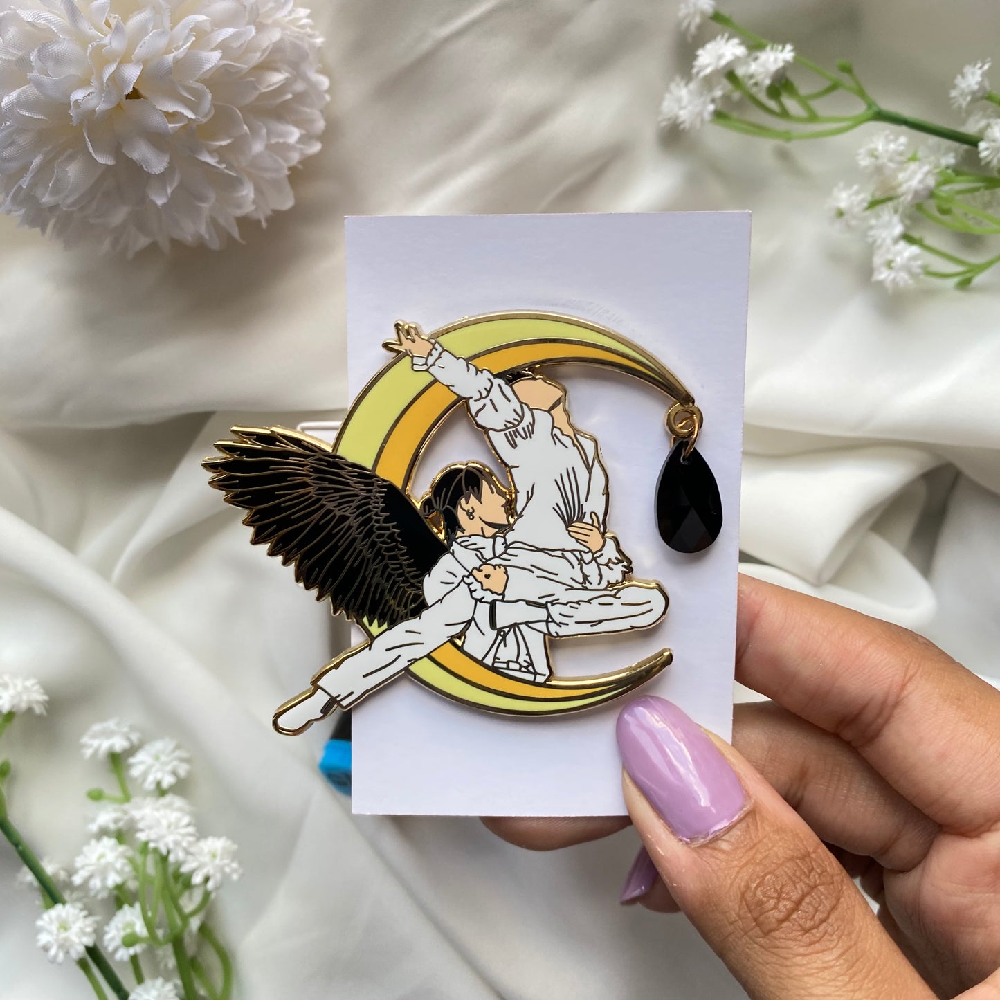 BROCHE JIKOOK BLACKSWAN