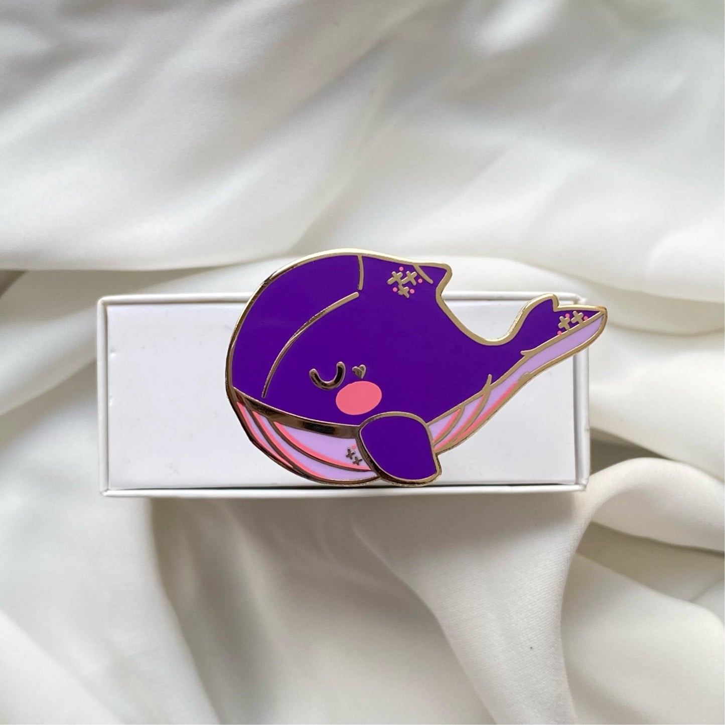 ARMYXBTS LOVE WHALE PIN