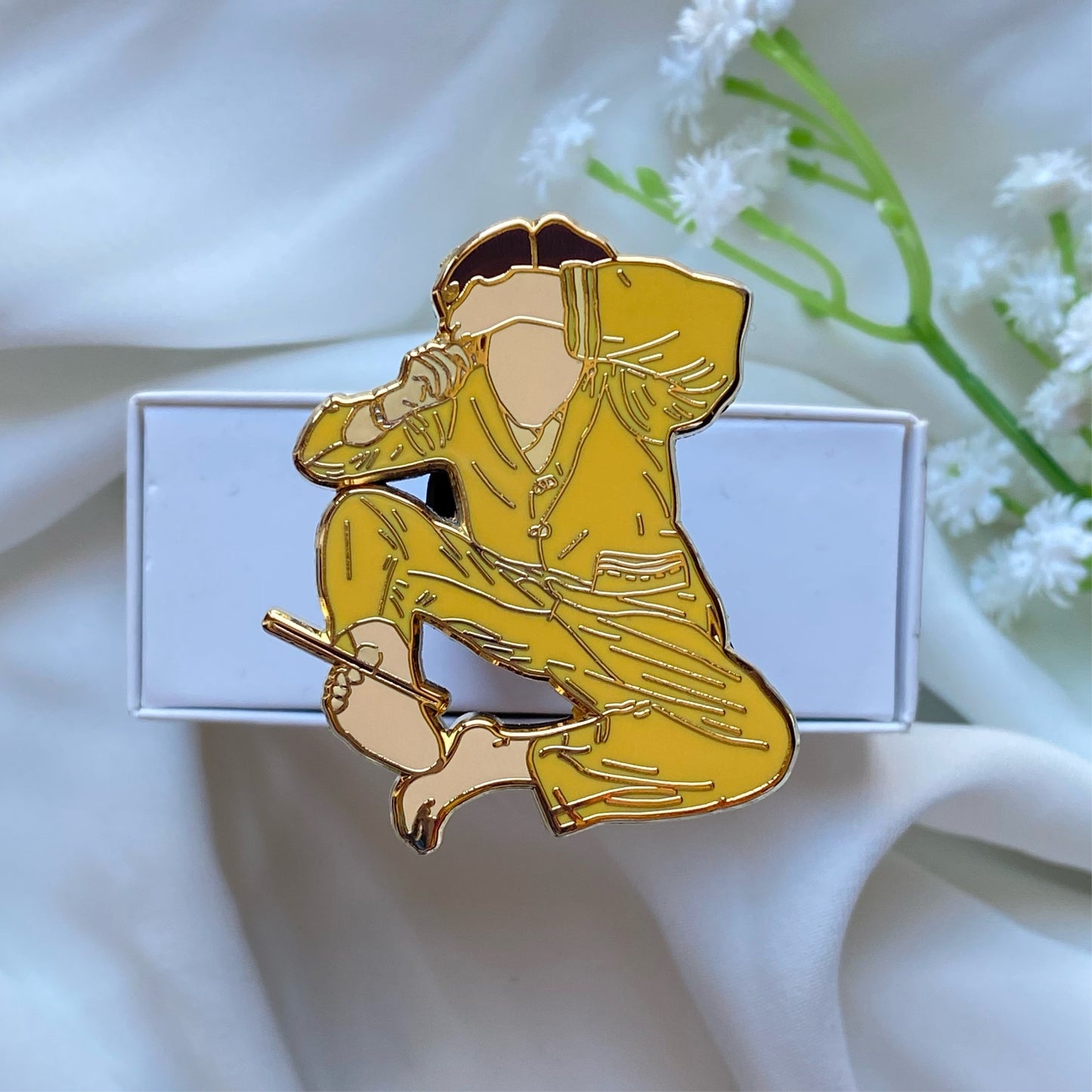 ÉPINGLE DE POSITION ÉTRANGE DE JUNGKOOK